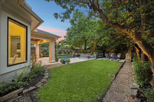 3810 Drake Street, Houston, TX 77005