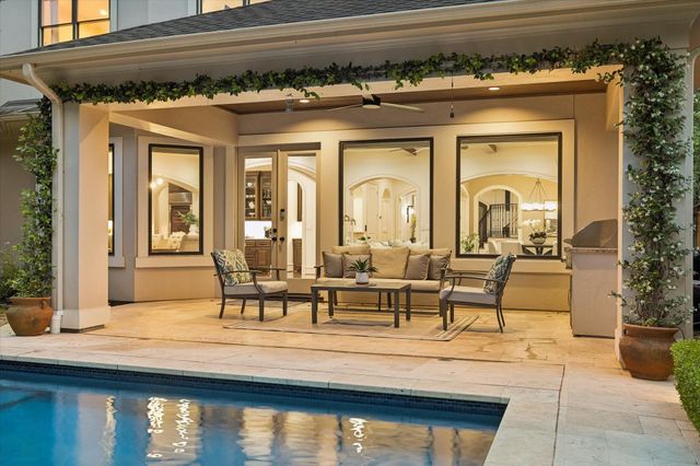 3810 Drake Street, Houston, TX 77005