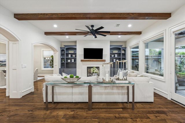 3810 Drake Street, Houston, TX 77005