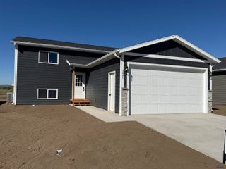 3821 HARALSON LN, Rapid City, SD 57703