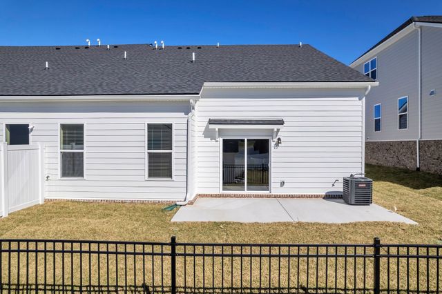 1353 Harmony Hill Ln, Mount Juliet, TN 37122