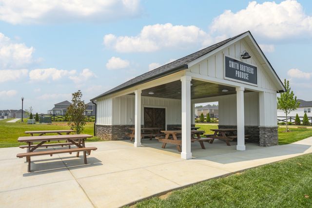 1353 Harmony Hill Ln, Mount Juliet, TN 37122