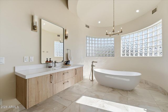14020 S Canyon Drive, Phoenix, AZ 85048