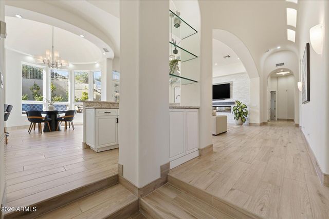14020 S Canyon Drive, Phoenix, AZ 85048
