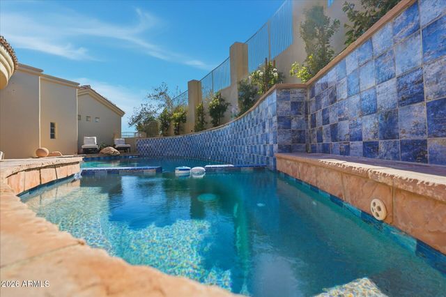 14020 S Canyon Drive, Phoenix, AZ 85048