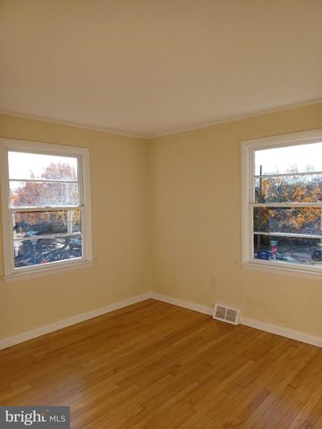 202 E WHITLOCK AVE, Winchester, VA 22601