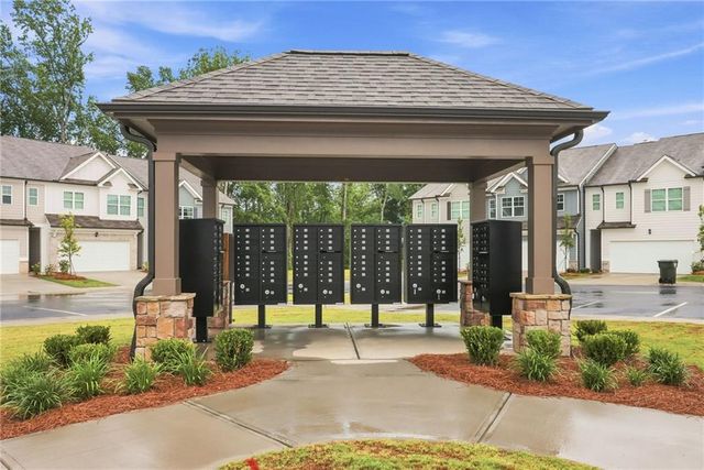 21 Berryville Drive, Dawsonville, GA 30534