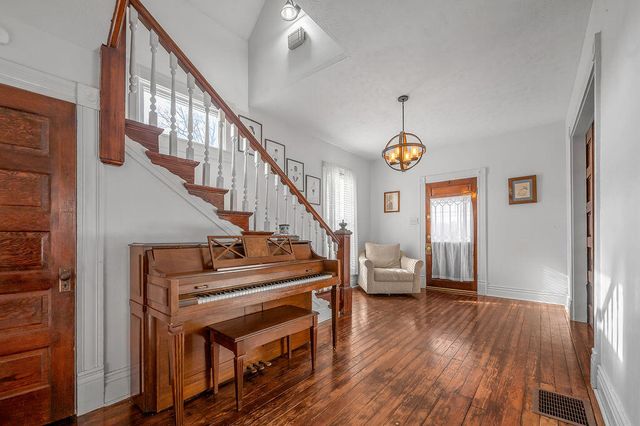 400 E Woodford Street, Lawrenceburg, KY 40342