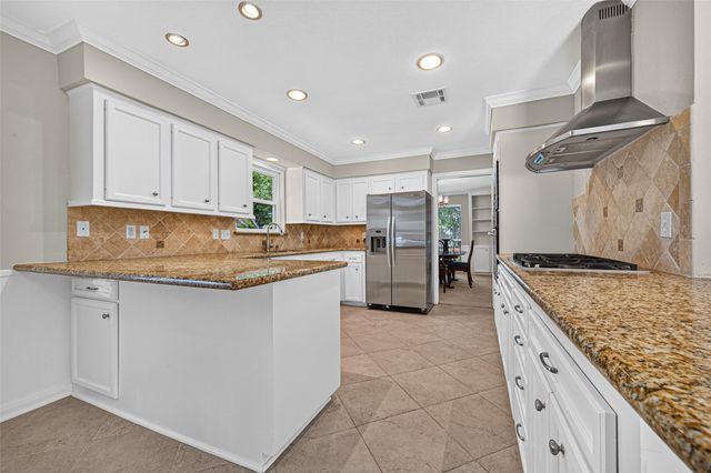 5239 Lymbar Drive, Houston, TX 77096