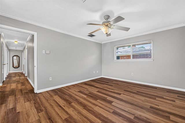 5239 Lymbar Drive, Houston, TX 77096