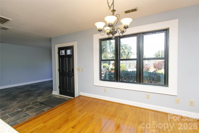 569 Rutherford Road, Marion, NC 28752