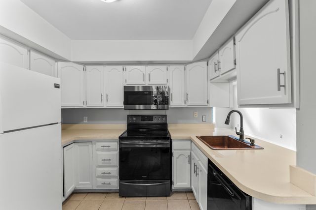 36 Raymond Drive, Meriden, CT 06451