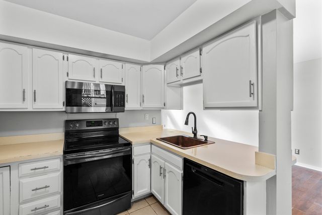 36 Raymond Drive, Meriden, CT 06451