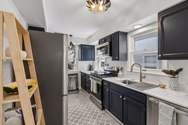 5841 11th Avenue S, Minneapolis, MN 55417