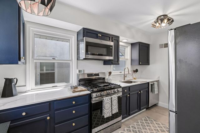 5841 11th Avenue S, Minneapolis, MN 55417