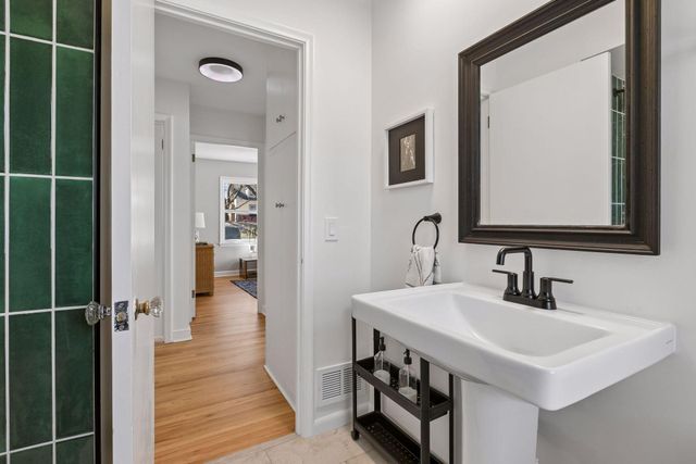 5841 11th Avenue S, Minneapolis, MN 55417