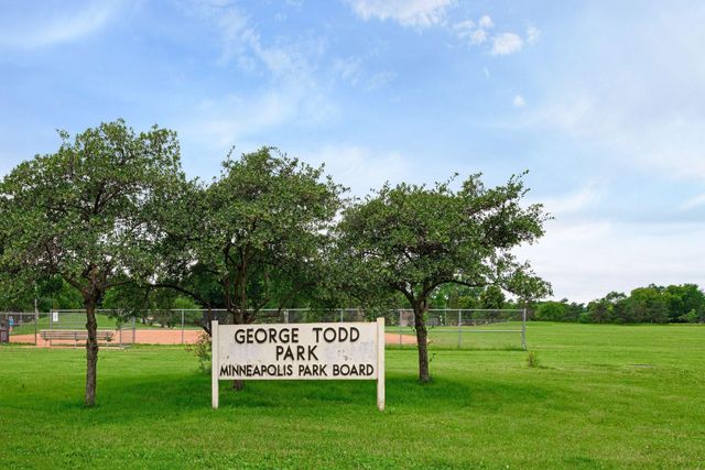 5841 11th Avenue S, Minneapolis, MN 55417