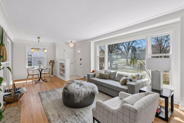 5841 11th Avenue S, Minneapolis, MN 55417