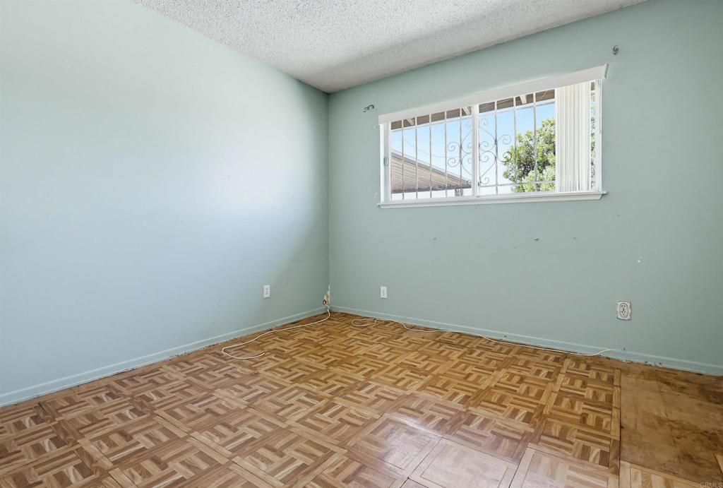 Image 21 of property listing at 7128 Jacmar Avenue, San Diego, CA 92114