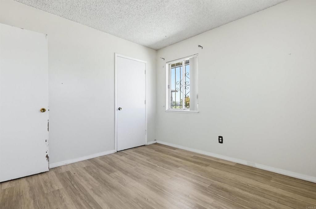 Image 23 of property listing at 7128 Jacmar Avenue, San Diego, CA 92114