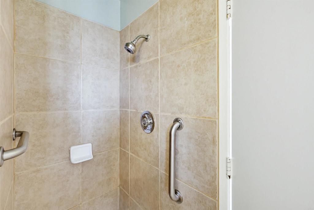 Image 26 of property listing at 7128 Jacmar Avenue, San Diego, CA 92114