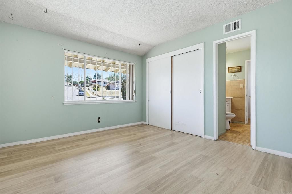 Image 28 of property listing at 7128 Jacmar Avenue, San Diego, CA 92114