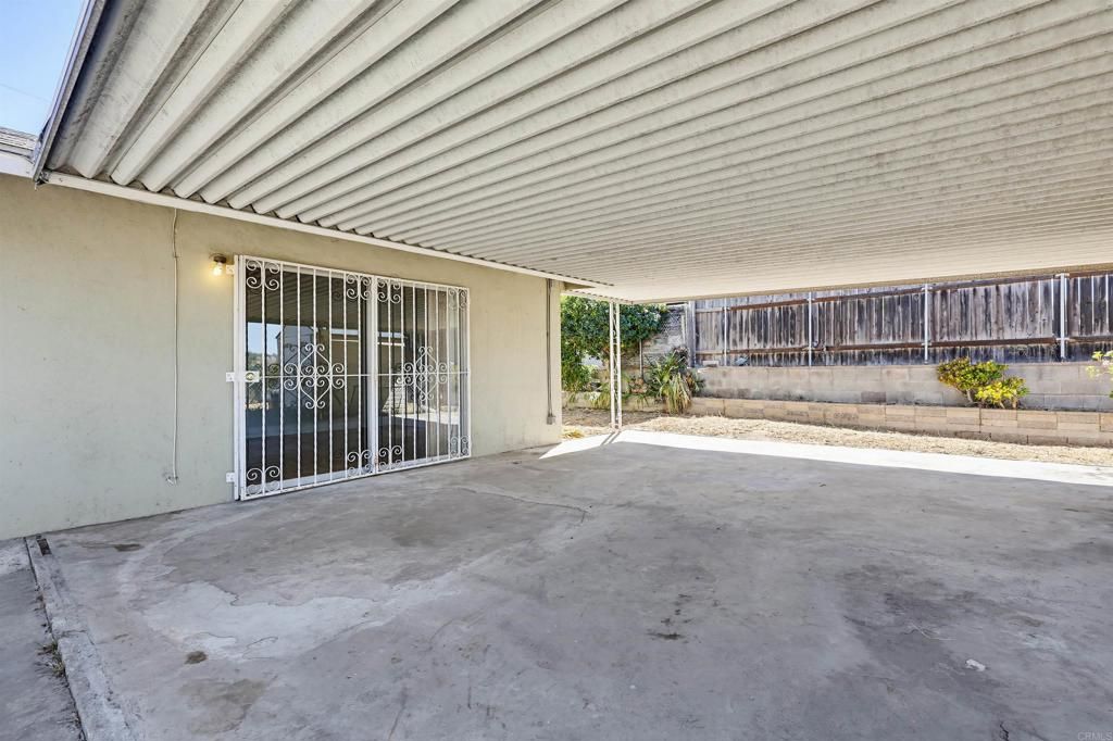 Image 32 of property listing at 7128 Jacmar Avenue, San Diego, CA 92114