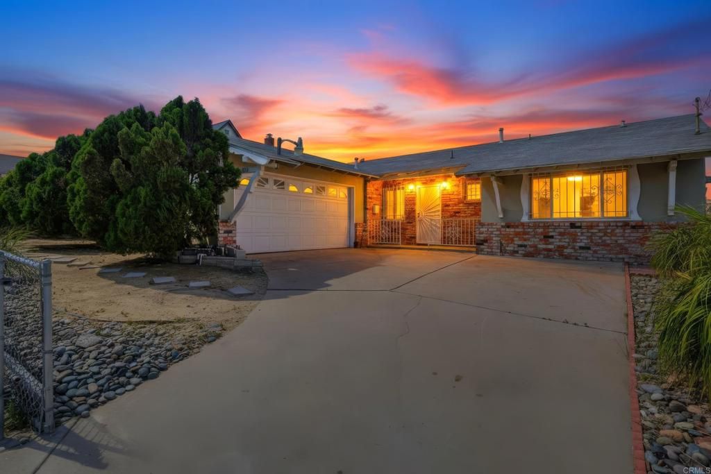 Image 48 of property listing at 7128 Jacmar Avenue, San Diego, CA 92114