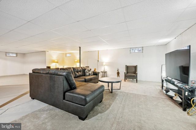 17 BRITTANY BLVD, Marlton, NJ 08053