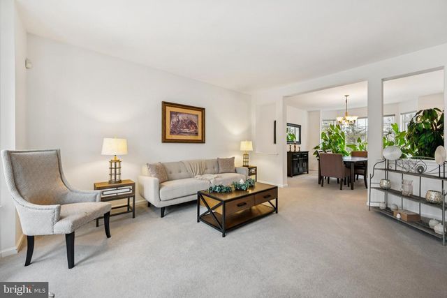 17 BRITTANY BLVD, Marlton, NJ 08053