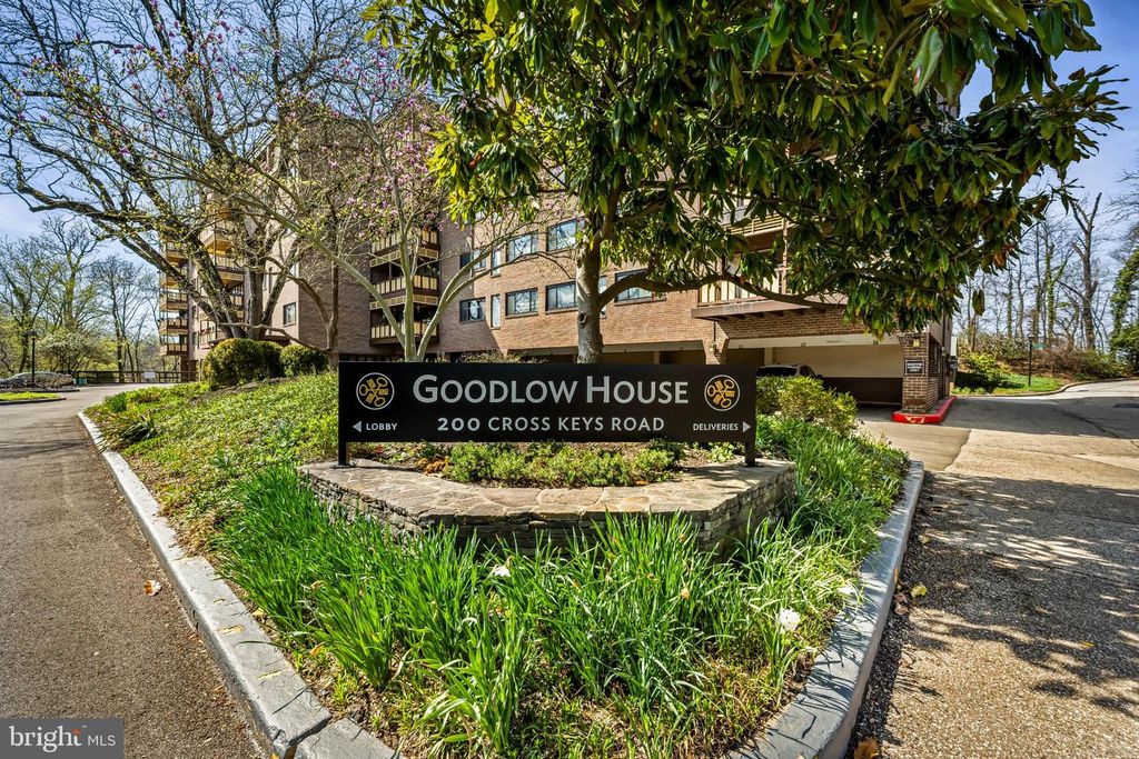 Image 20 of property listing at 200 CROSS KEYS RD #R 68, Baltimore, MD 21210