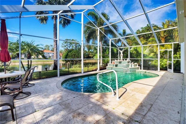 7477 Lourdes CT, Naples, FL 34104