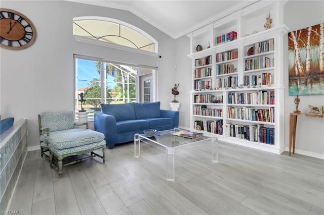 7477 Lourdes CT, Naples, FL 34104