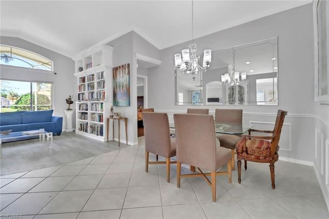 7477 Lourdes CT, Naples, FL 34104
