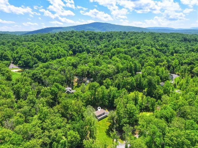 1008 OREGON HOLLOW RD, Linden, VA 22642
