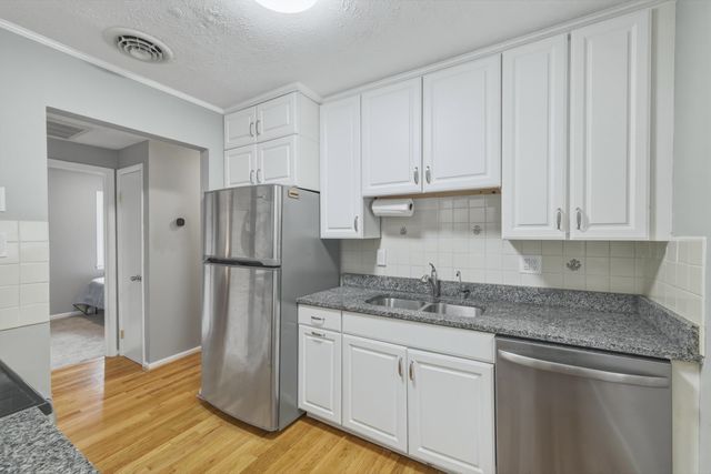 1008 OREGON HOLLOW RD, Linden, VA 22642