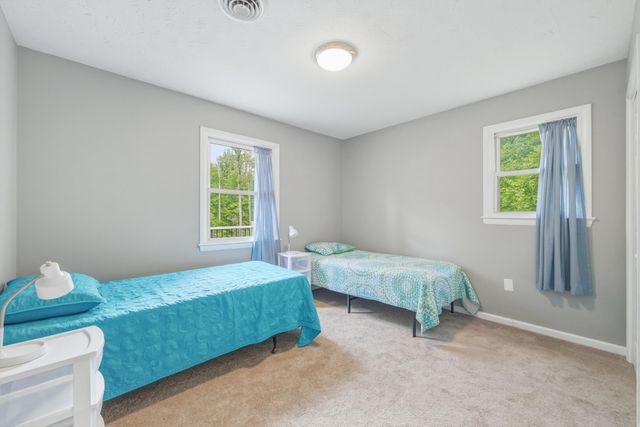1008 OREGON HOLLOW RD, Linden, VA 22642