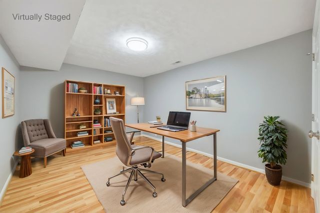 1008 OREGON HOLLOW RD, Linden, VA 22642