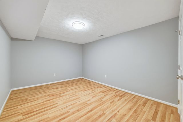 1008 OREGON HOLLOW RD, Linden, VA 22642