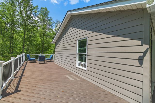1008 OREGON HOLLOW RD, Linden, VA 22642