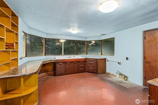 18002 74th Street E, Bonney Lake, WA 98391