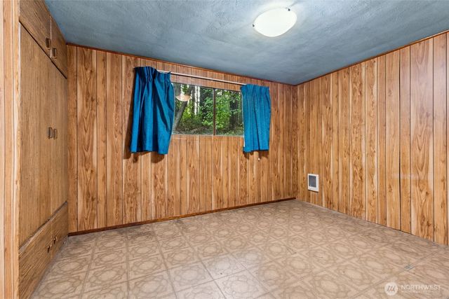 18002 74th Street E, Bonney Lake, WA 98391