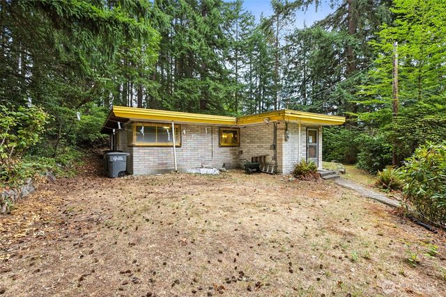 18002 74th Street E, Bonney Lake, WA 98391