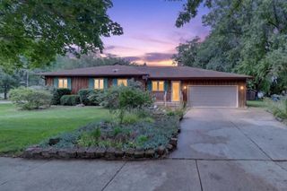2002 Mineral Point Avenue, Janesville, WI 53548