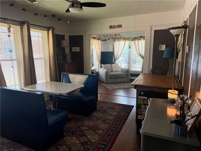 501 W 6th Street, Russellville, AR 72801