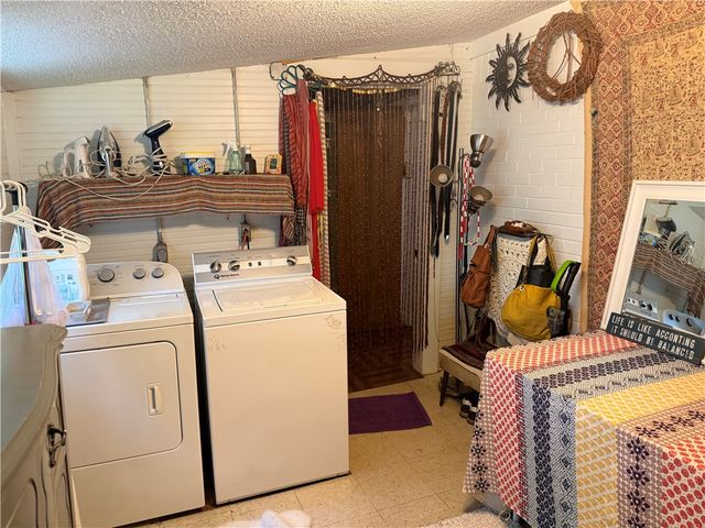 501 W 6th Street, Russellville, AR 72801