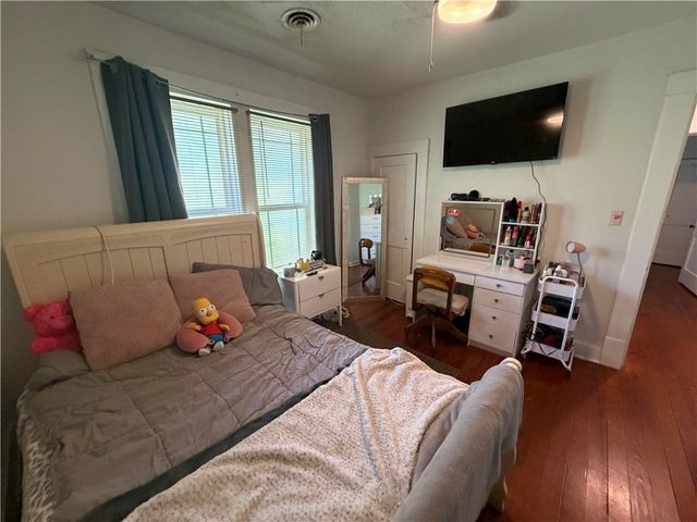 501 W 6th Street, Russellville, AR 72801