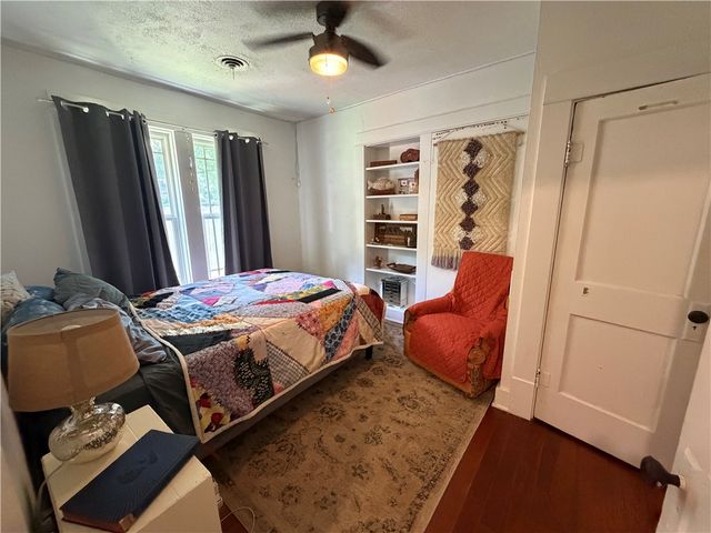 501 W 6th Street, Russellville, AR 72801