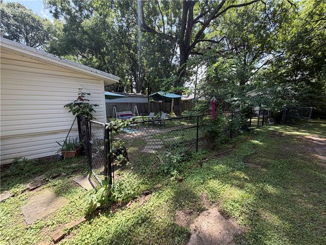 501 W 6th Street, Russellville, AR 72801