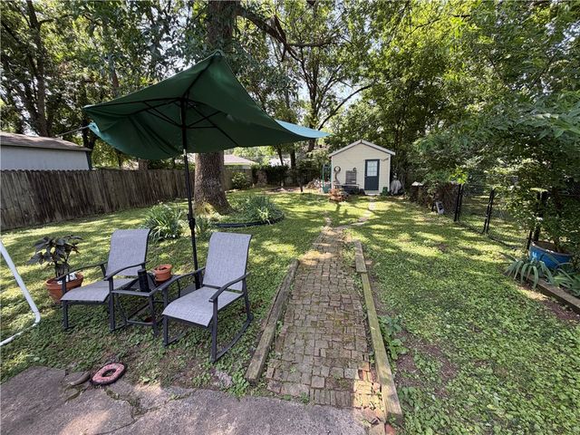501 W 6th Street, Russellville, AR 72801